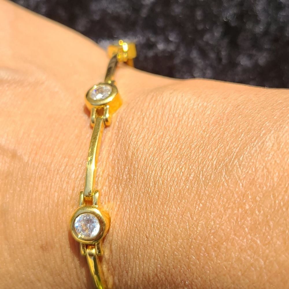 🌸 4/$50 Bracelet Gold with Cubic Zirconia
